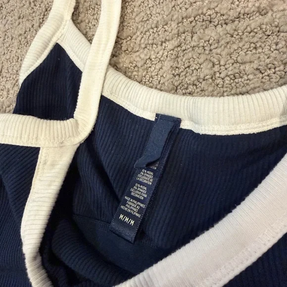 SKIMS Soft Lounge Onesie - Picture 4 of 4